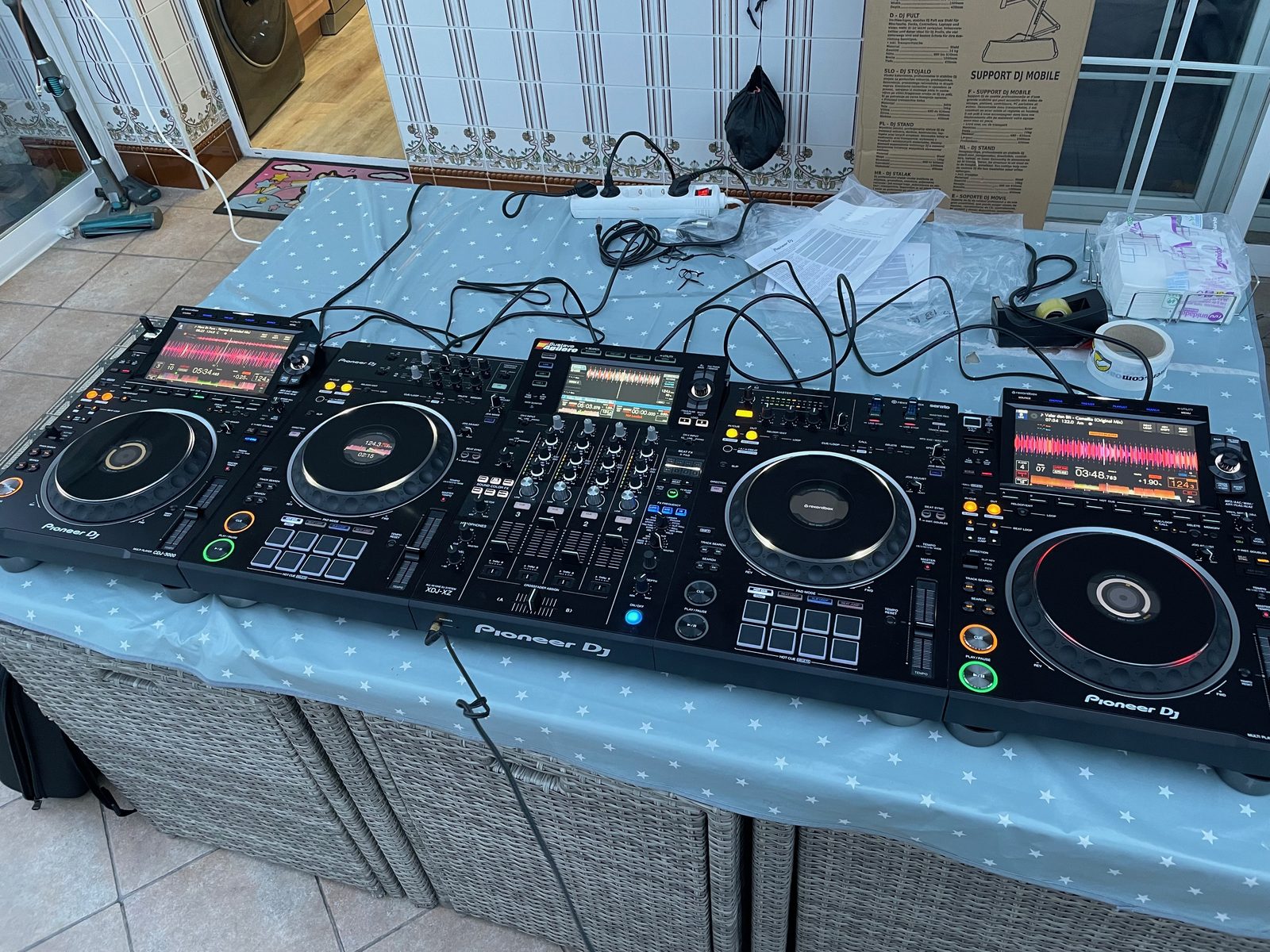 Gus Aguero DJ — Equipo Pioneer DJ